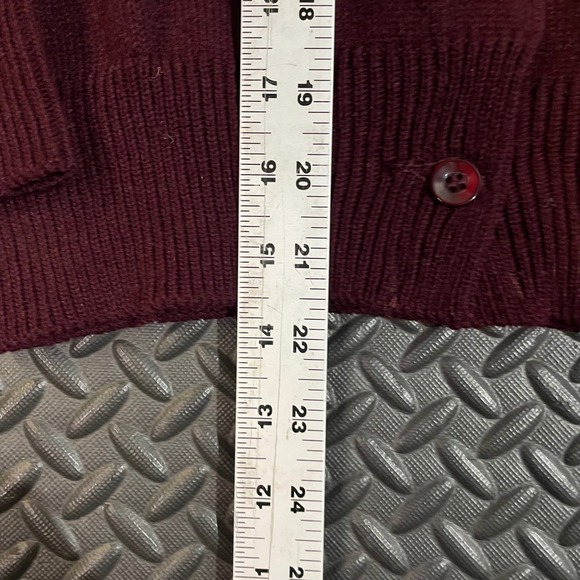 Dennis Uniform Burgundy Maroon Button Front Cardigan Sweater USA Youth Medium YM - Picture 6 of 11